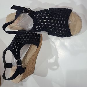 Womans dark blue wedges 7.5.